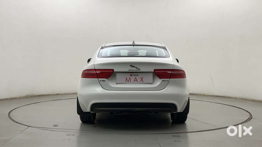 Jaguar Xe Prestige, 2016, Petrol