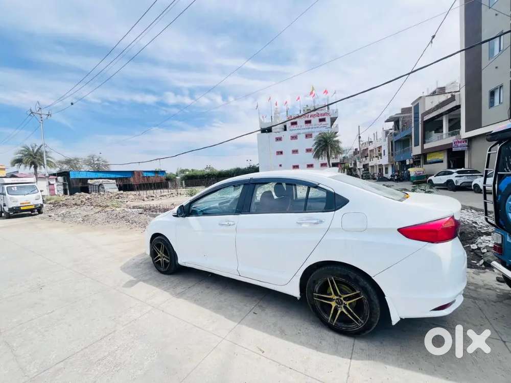 I Wanna Sell My Honda City Top Model Sunroof Not Working 4th Owner Hai