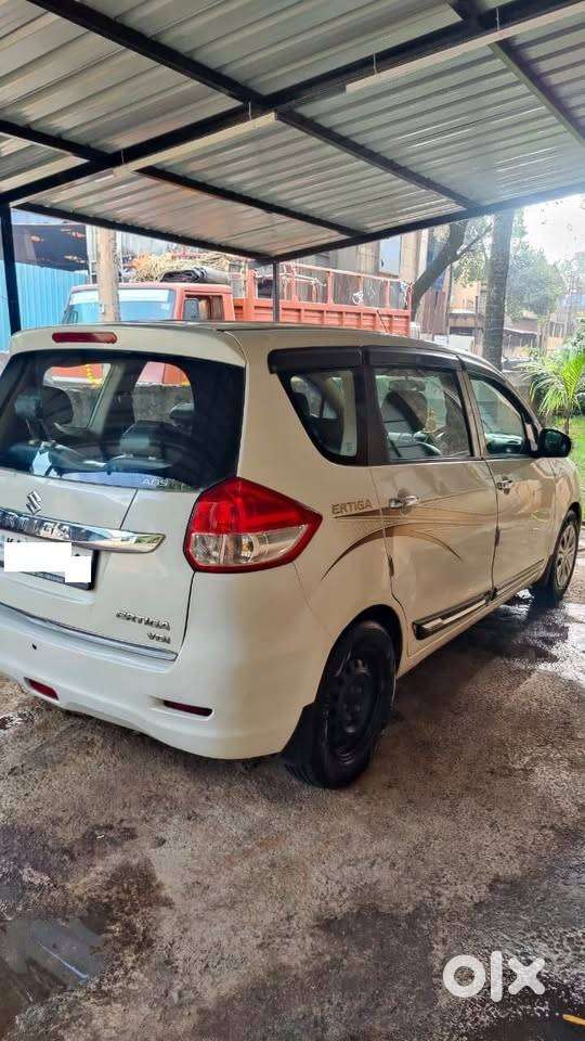Maruti Suzuki Ertiga Vdi 2013