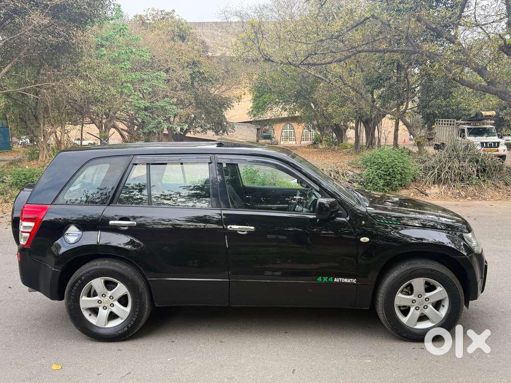 Maruti Suzuki Grand Vitara 2.4 At, 2008, Petrol