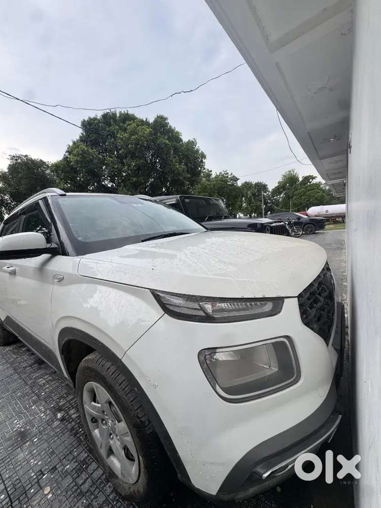 Hyundai Venue E 2021