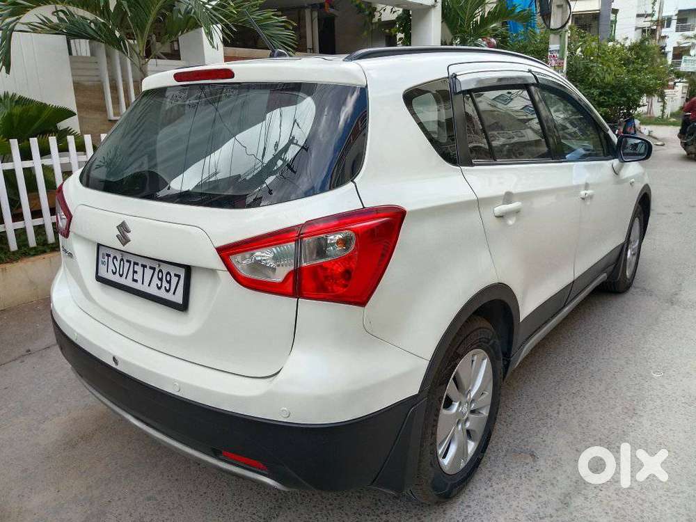 Maruti Suzuki S-cross Ddis 200 Zeta, 2015, Diesel