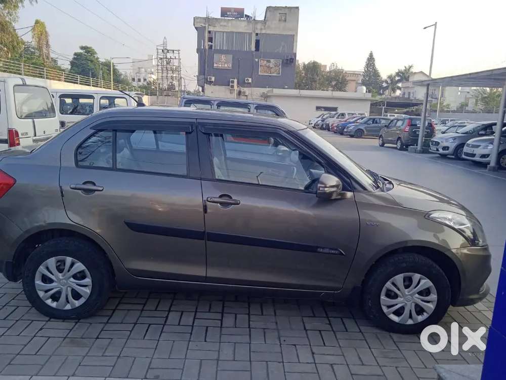 Maruti Suzuki Swift Dzire 2017 Petrol 72750 Km Driven