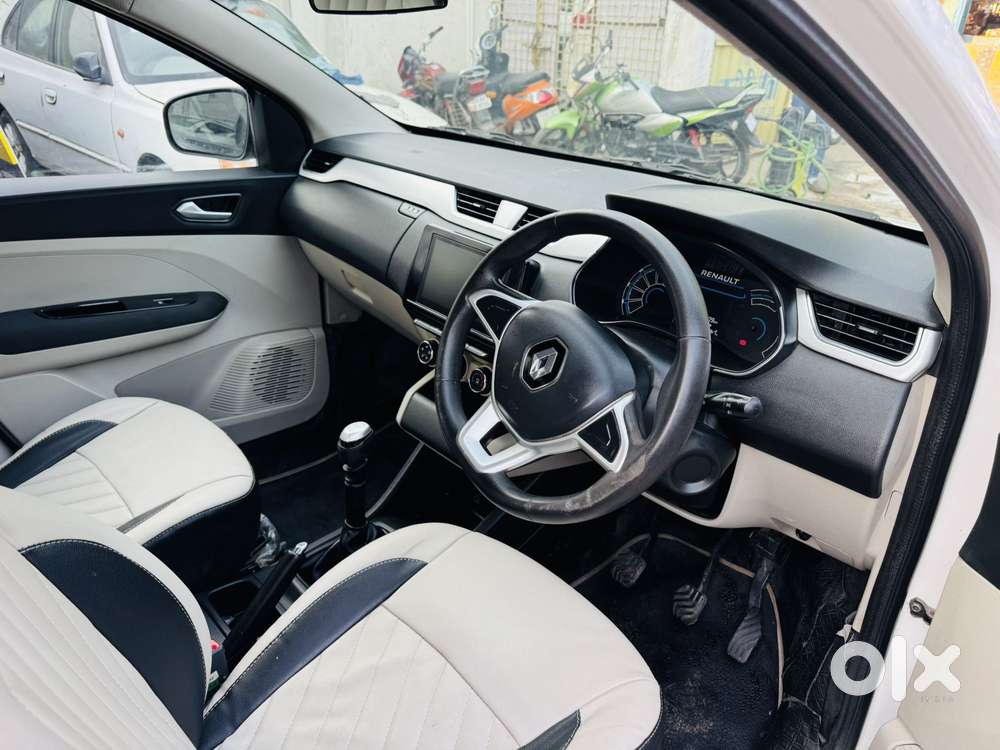 Renault Triber Rxz, 2019, Petrol