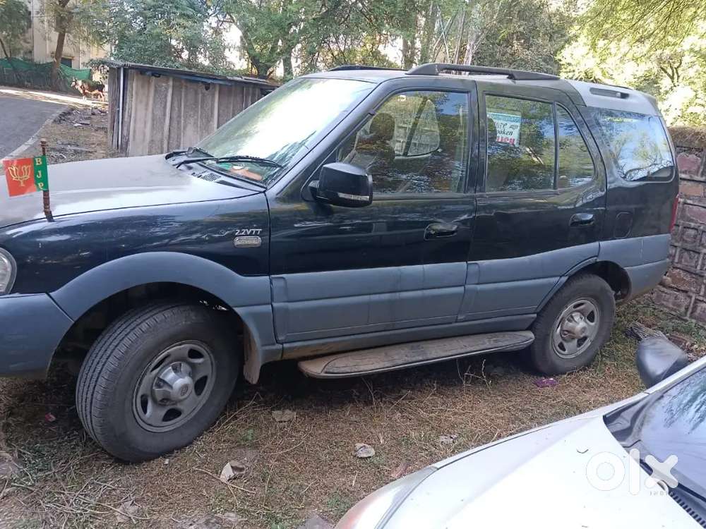 Tata Safari Dicor 2012