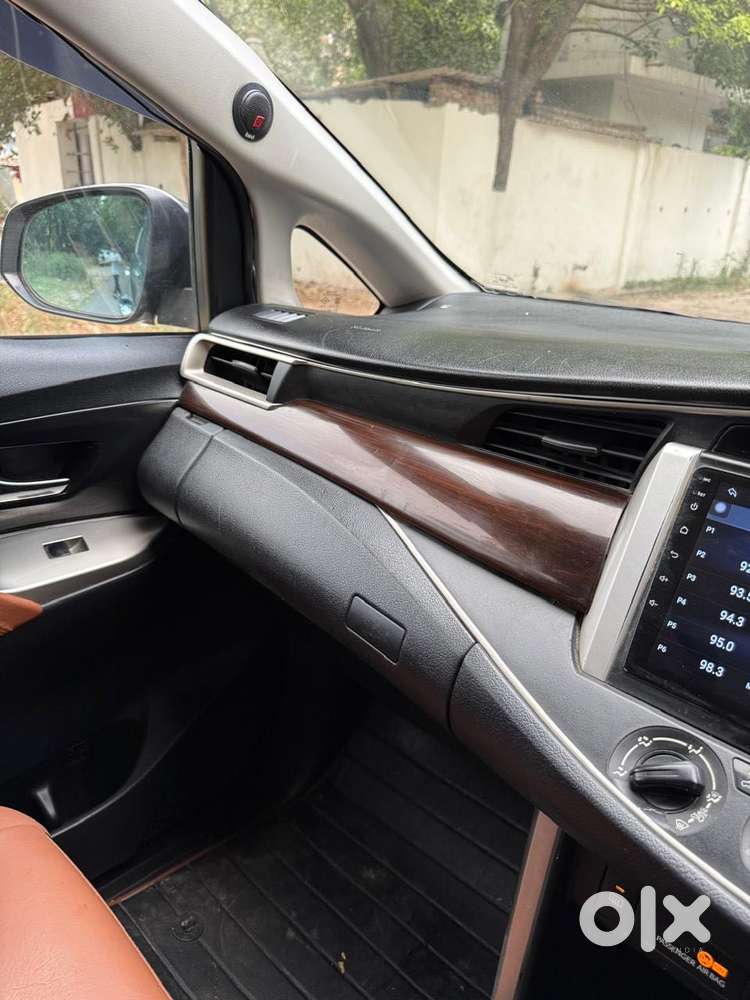 Toyota Innova Crysta 2.8 Gx At, 2018, Diesel