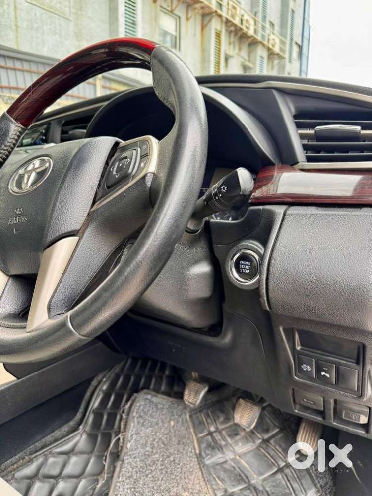 Toyota Innova Crysta 2.4 V, 2022, Diesel