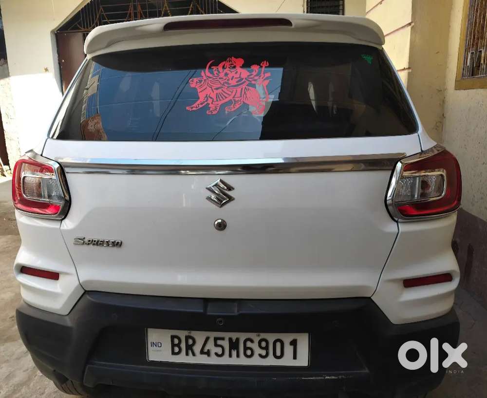 Expreso Vxi Plus Maruti Suzuki