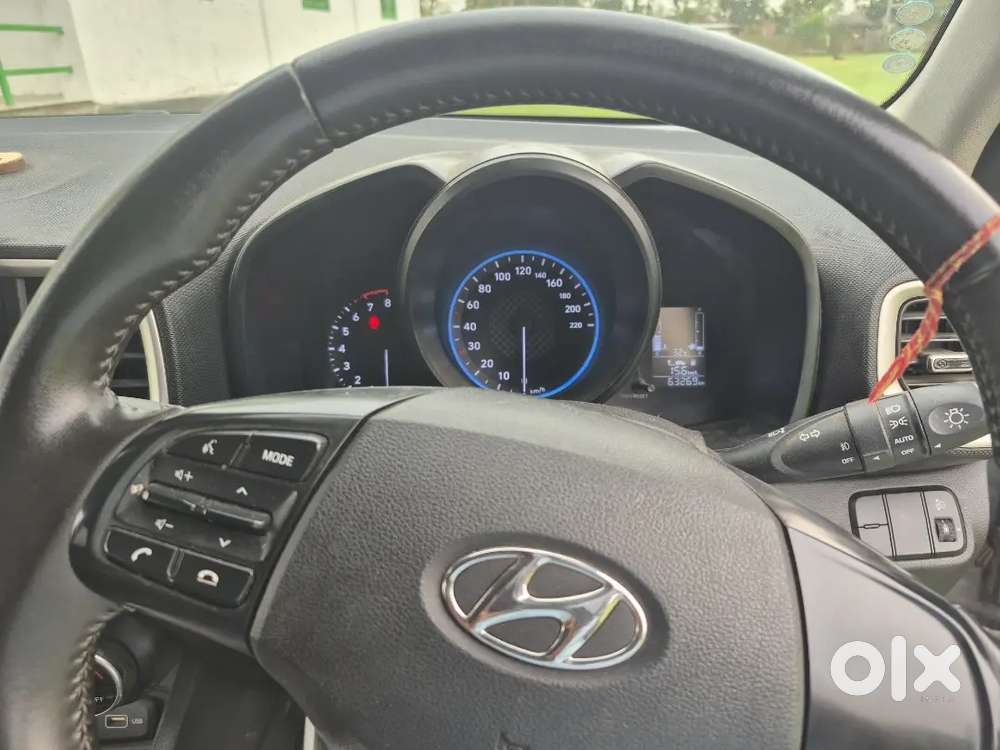 Hyundai Venue 2022 Petrol Well Maintained