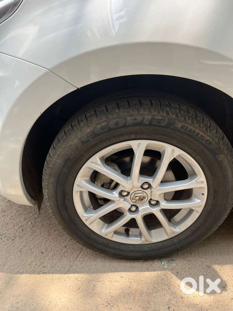 Maruti Suzuki Swift Zxi Plus Dual Tone, 2023, Petrol