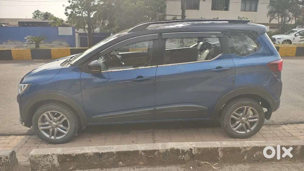 Renault Triber Rxz Easy Amt 35,000km