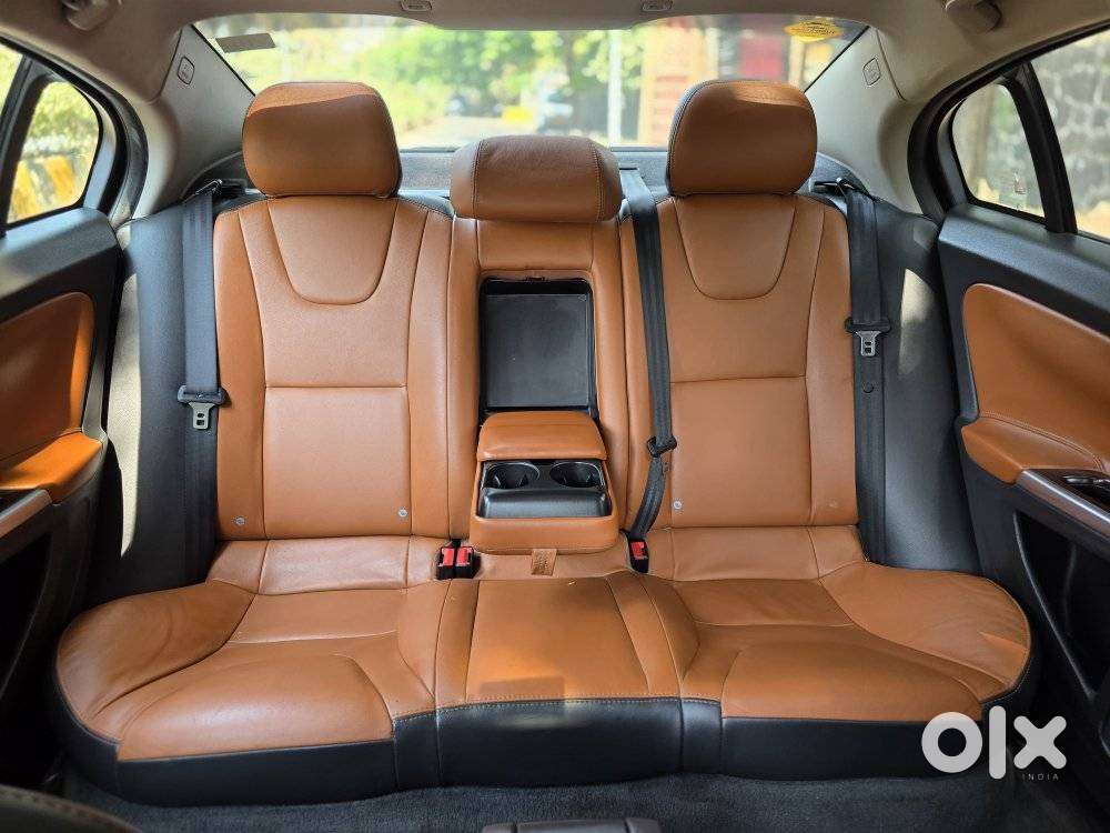 Volvo S60 D4 R-design, 2019, Diesel