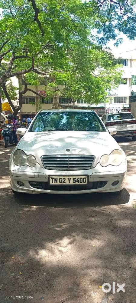 Mercedes Benz C200 Petrol Automatic 
Sun Roof 
92kms 
Vehicle In Excel