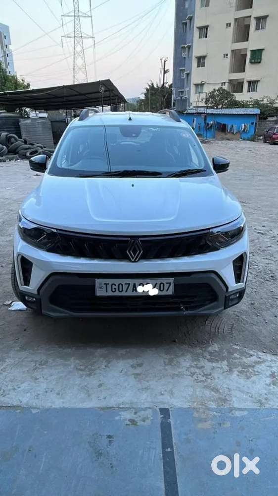 Renault Triber 2026 Petrol 4999 Km Driven