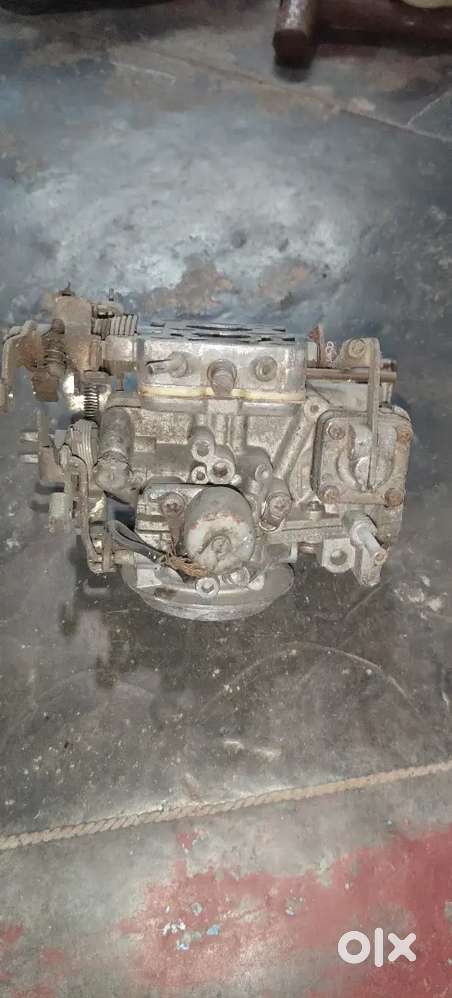 800 Car Carburettor