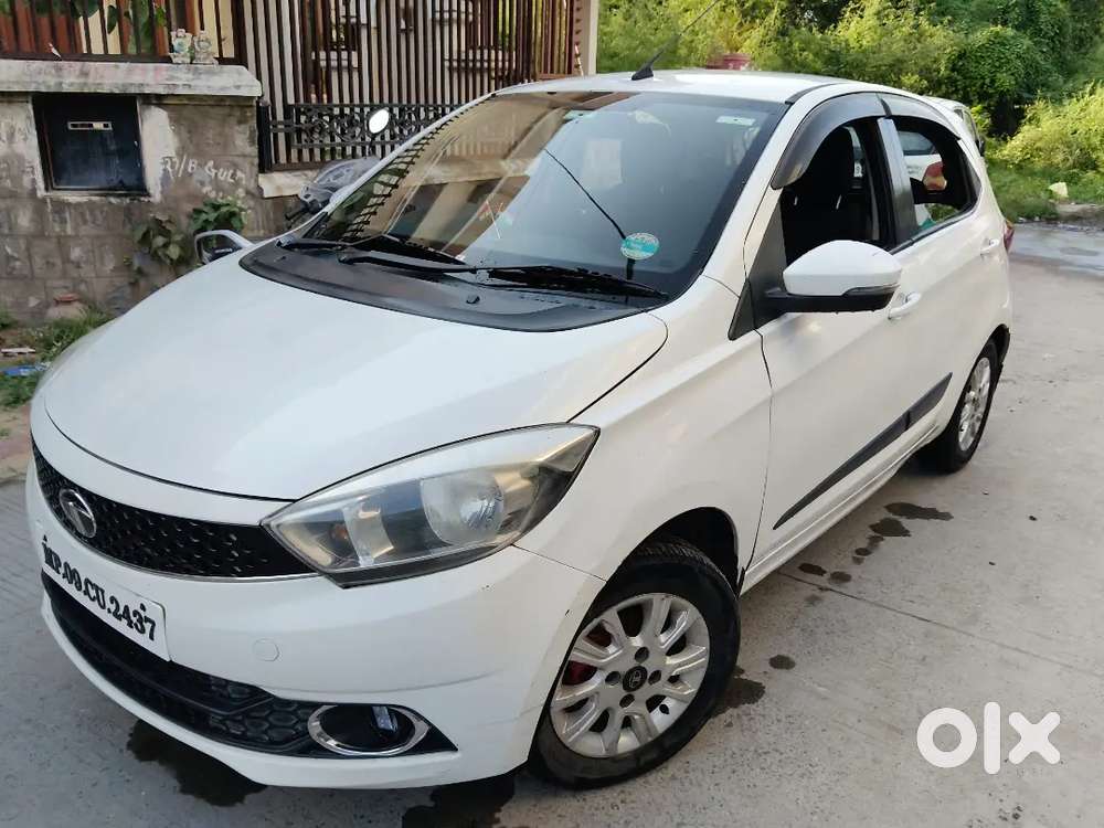 Tata Tiago 1.2 Revotron Top Model ( Cng & Alloy Wheels)