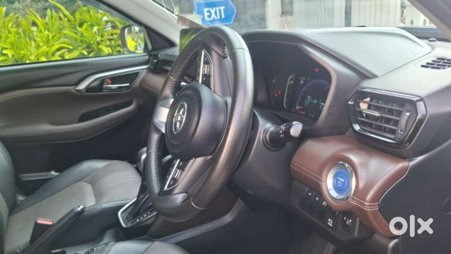 Toyota Urban Cruiser Hyryder 1.5 V Hybrid, 2024, Petrol