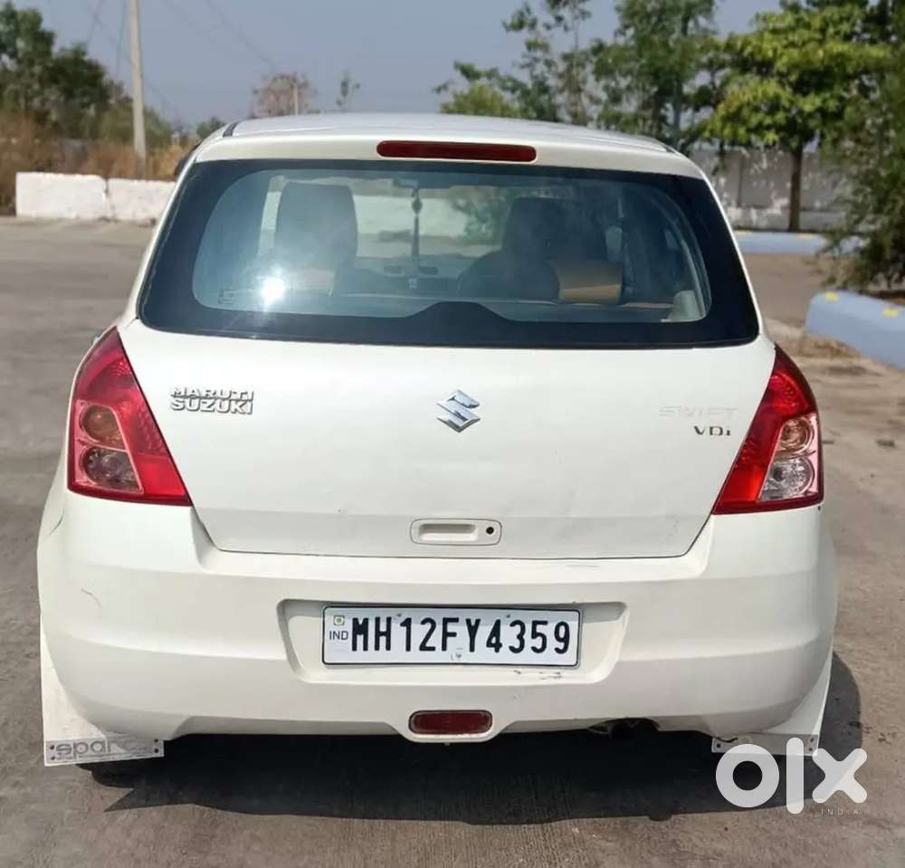 Maruti Suzuki Swift 2010 Diesel 82000 Km Driven