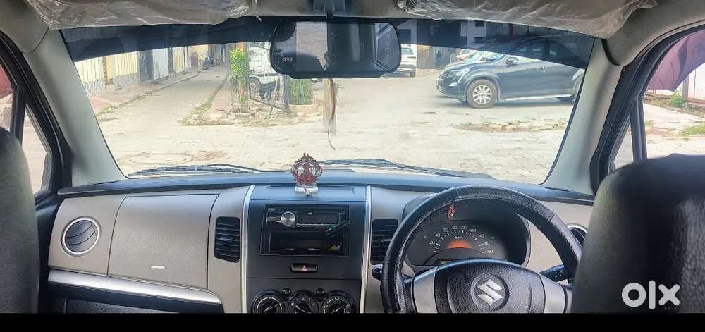 Maruti Suzuki Wagon R Stingray 2014 Petrol Well Maintained