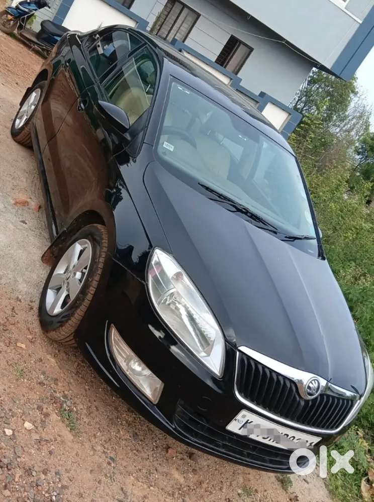 Skoda Rapid 1.5 Elegance 2013