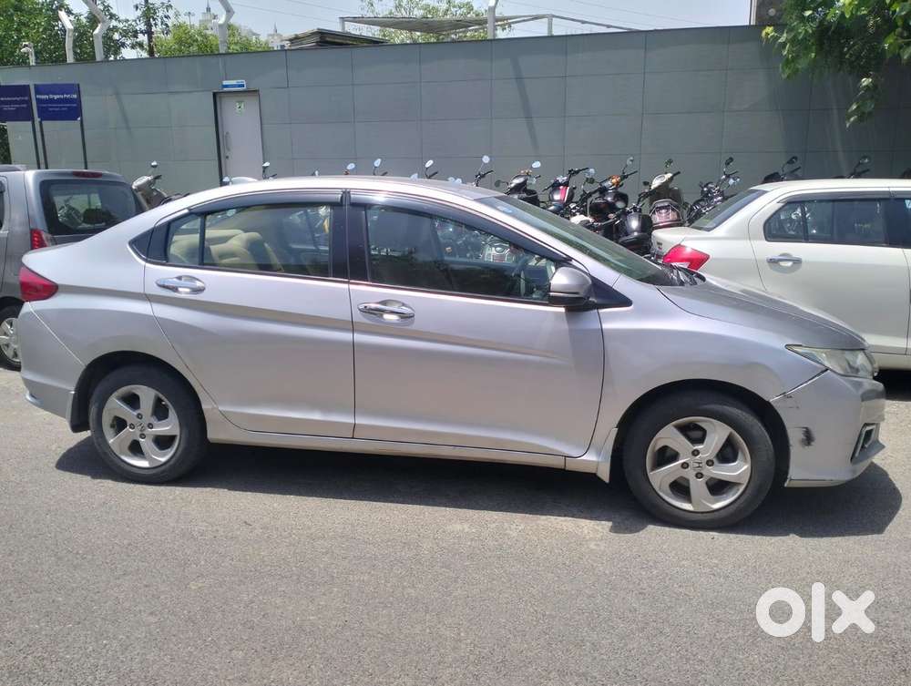Honda City V Mt, 2015, Petrol