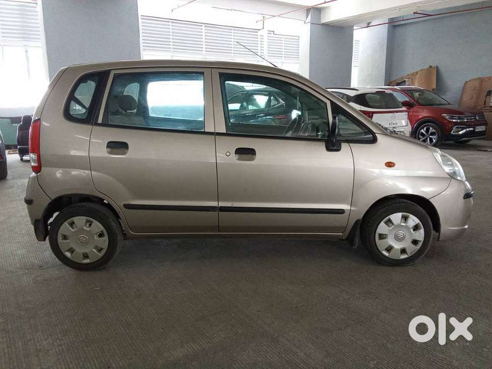 Maruti Suzuki Zen Estilo Lxi Bs Iv, 2011, Petrol
