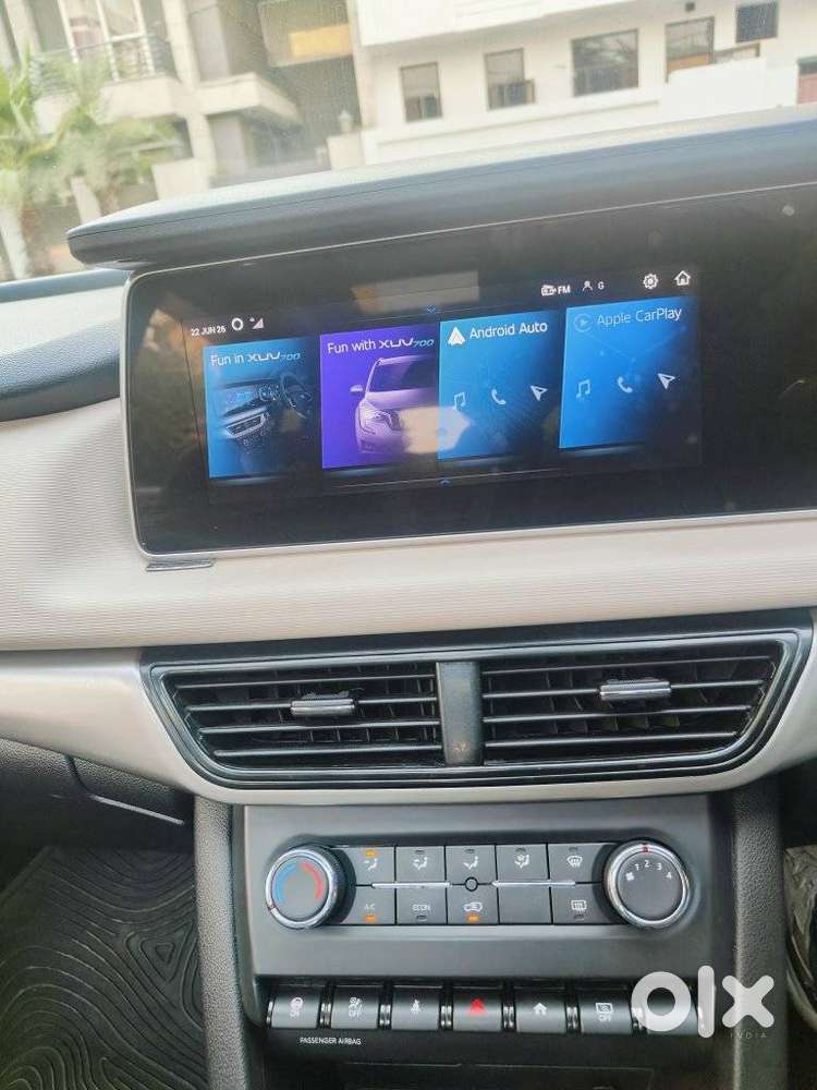 Mahindra Xuv700 2.0 Ax 5 Petrol Mt Str, 2022, Petrol