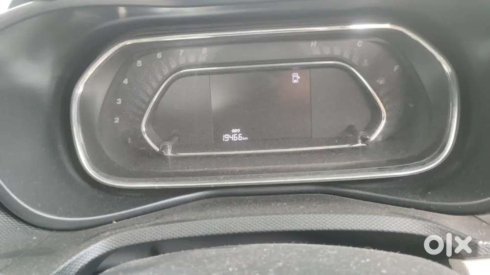 Tata Nexon With Sunroof