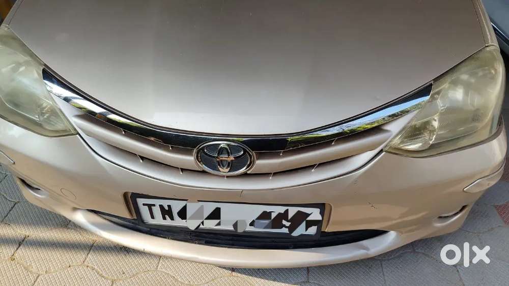 Toyota Etios G, Petrol, Price Rs 3,50,000