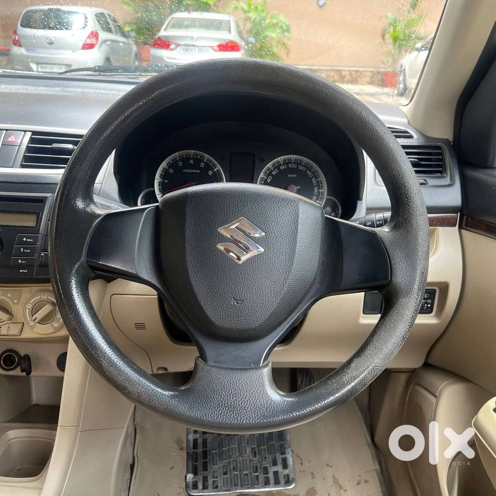 Maruti Suzuki Swift Dzire 1.2 Vxi Bsiv, 2013, Petrol