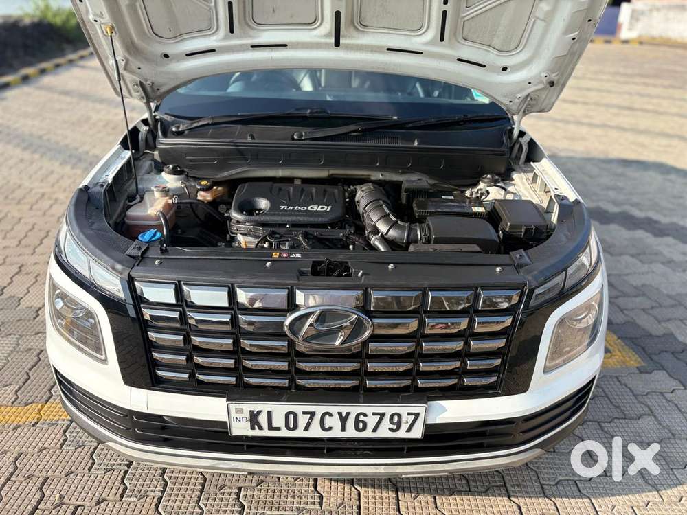 Hyundai Venue 1.0 Sx (o) Turbo Dct, 2022, Petrol