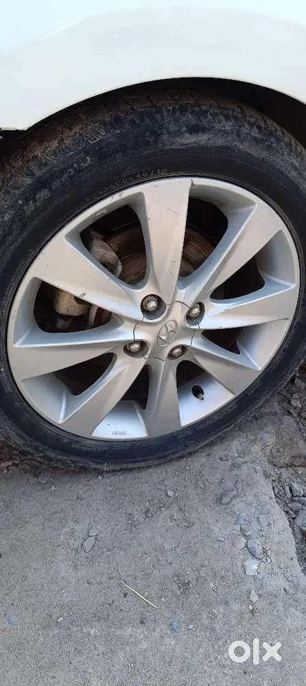 Hyundai Verna 1.6 Vtvt 2012