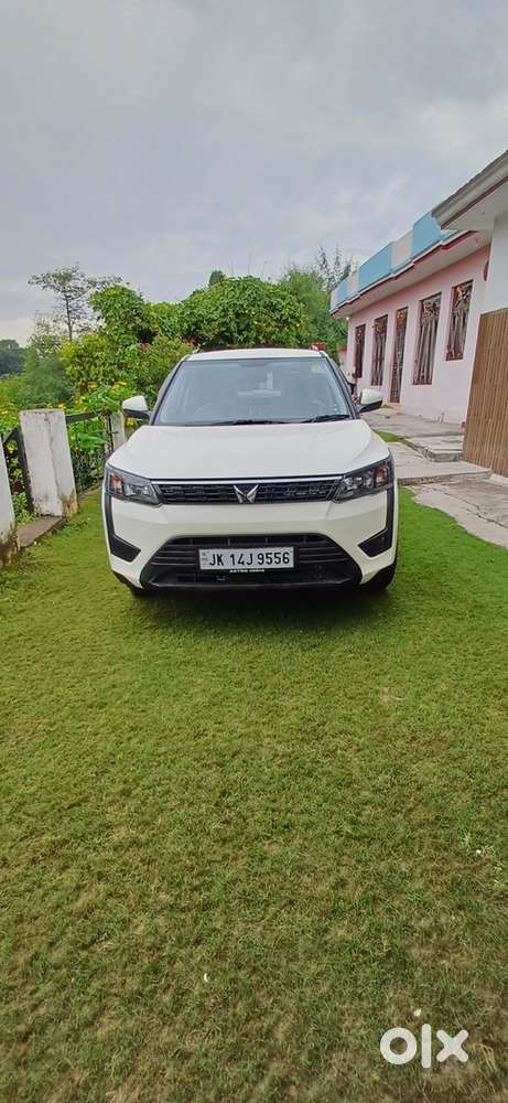 Mahindra Xuv300 Petrol 23