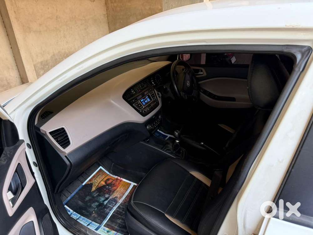Hyundai 2016 Car Petrol