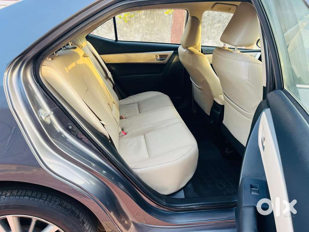 Toyota Corolla Altis 2013-2017 Vl At, 2014, Petrol