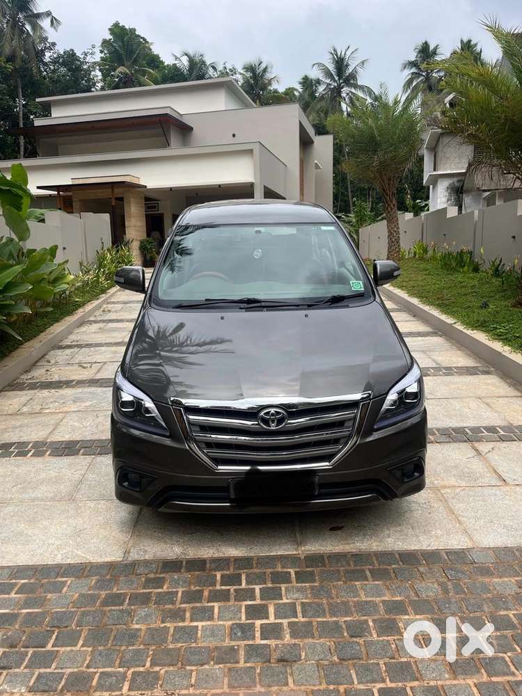 Toyota Innova 2011 Diesel Manual Model