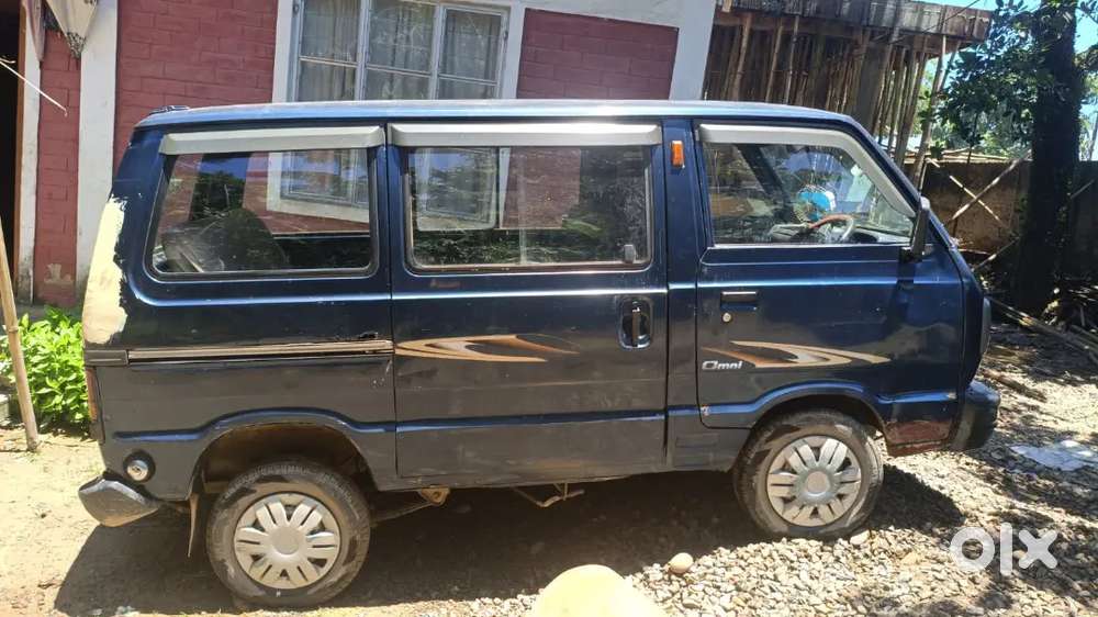 Maruti Suzuki Omni 2011
