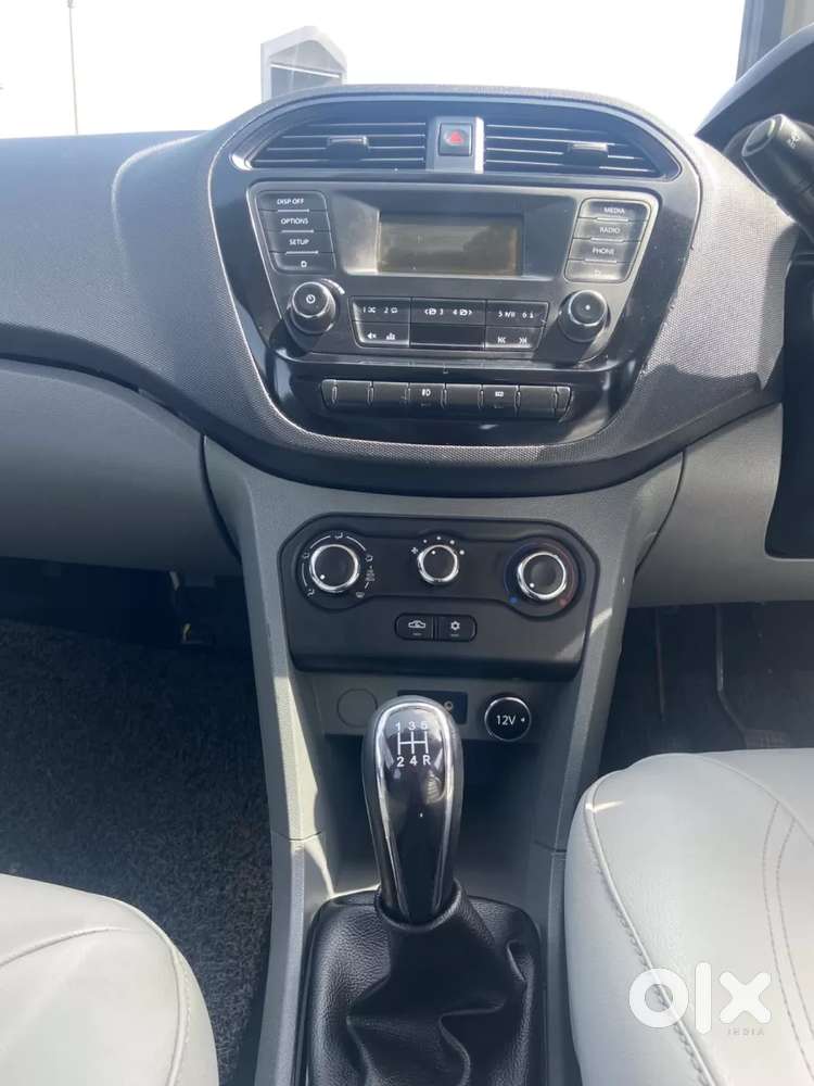 Tata Tigor 1.2 Revotron Xt, 2017, Petrol