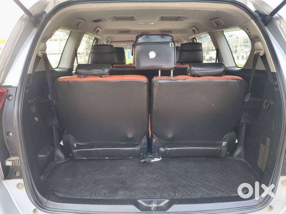 Toyota Innova Crysta 2.4 G Mt 7 Str, 2019, Diesel