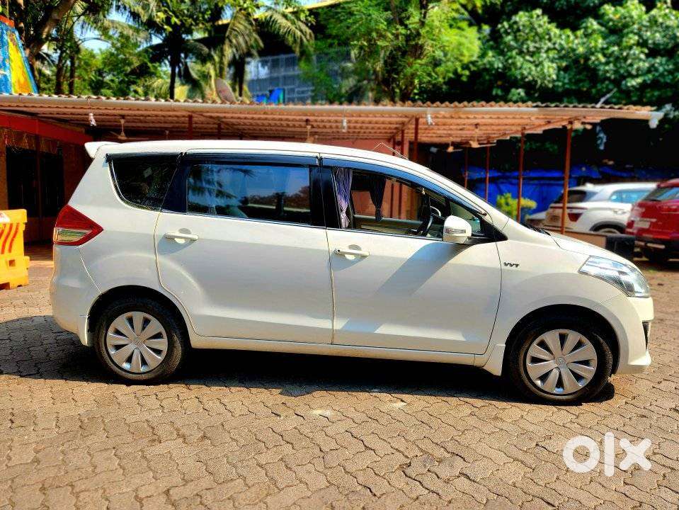 Maruti Suzuki Ertiga 1.4 Vxi Cng Anniversary Edition, 2016, Cng & Hy..