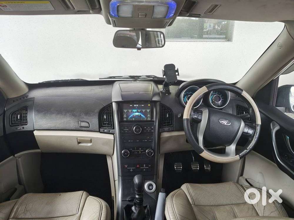 Mahindra Xuv500 2.2 W10, 2016, Diesel