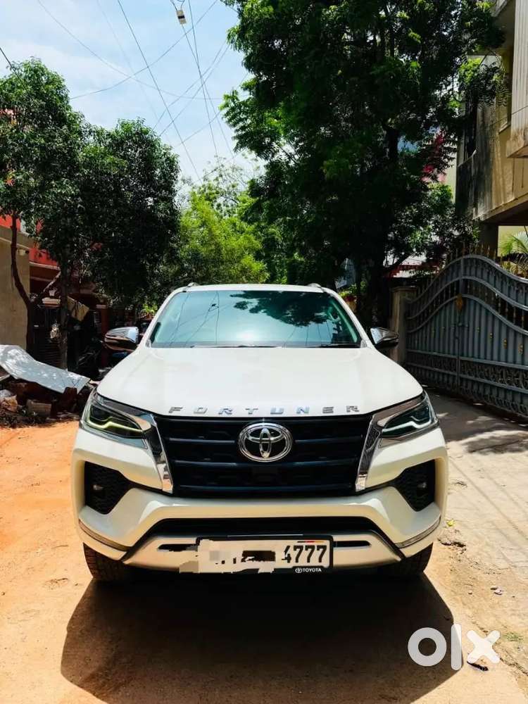 Toyota Fortuner Automatic 2021 Fancy Number