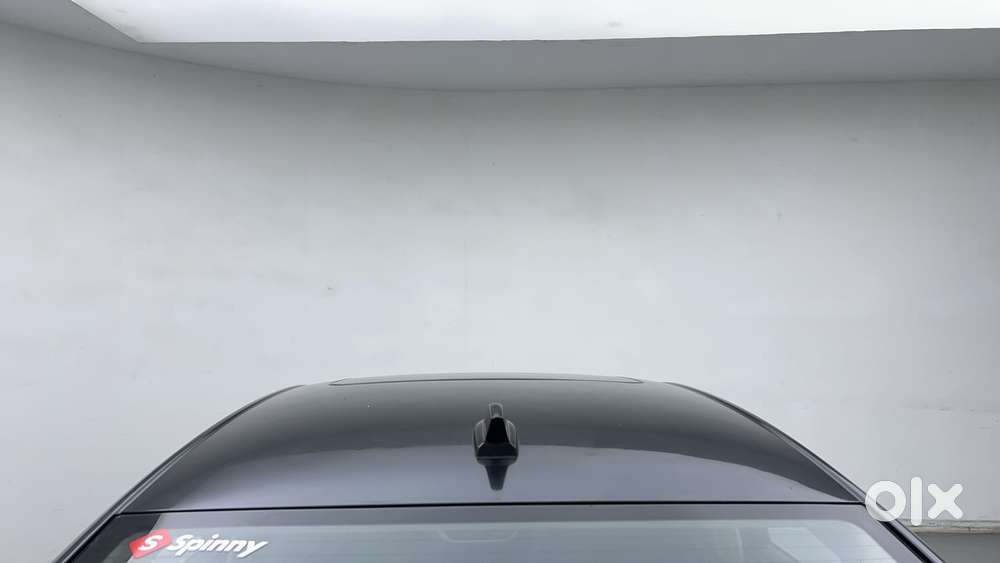 Skoda Slavia Style 1.0l Tsi At, 2023, Petrol