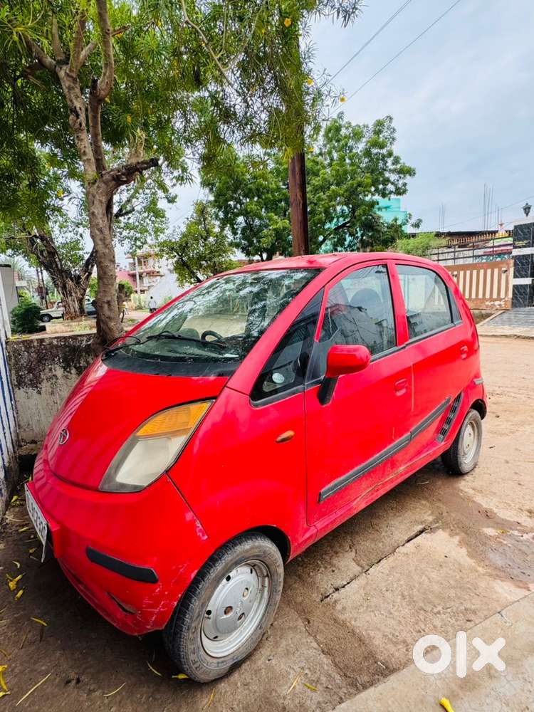 Tata Nano Petrol 2011 Model Red Colour