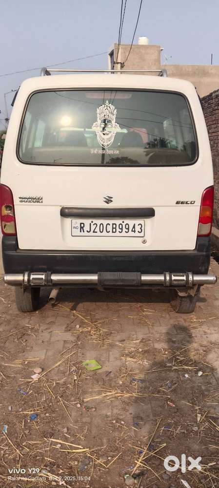 Maruti Suzuki Eeco 2011 Lpg 250000 Km Driven
