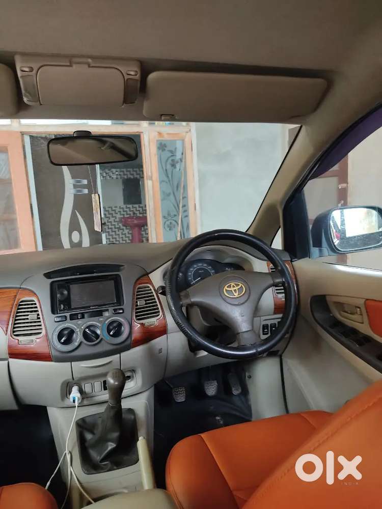 Toyota Innova 2.5 2012