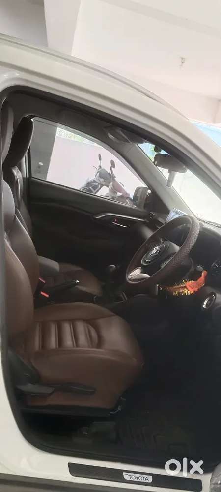 Toyota Hyryder Neo E-drive Manual  Café White  12k Km  No Accidents