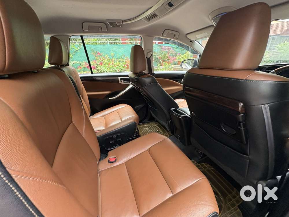 Toyota Innova Crysta 2.8 Zx At, 2017, Diesel