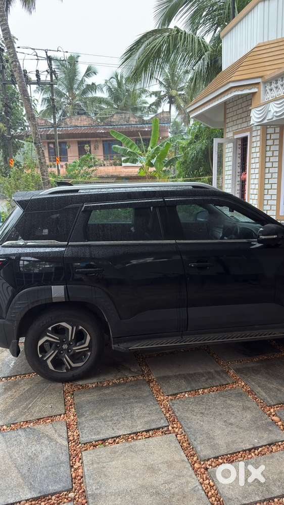 Maruti Suzuki Brezza Petrol Automatic 2023