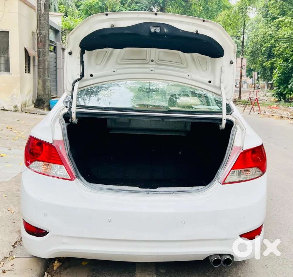 Hyundai Verna Fluidic 1.6 Crdi Sx Opt, 2015, Diesel